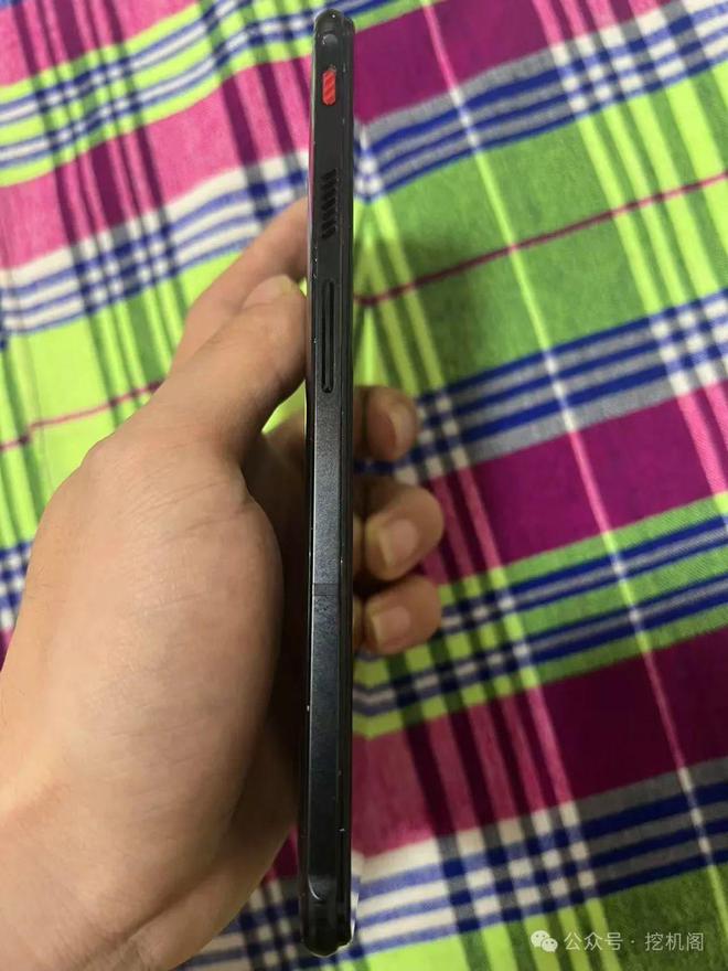 +165Hz屏！红魔7游戏机依然强悍不朽情缘首页450元=骁龙8Gen1(图7)